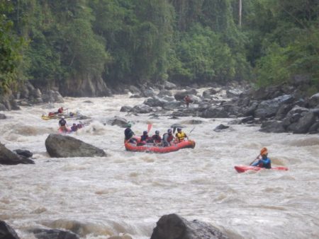 A great shot showing the continuous nature of the Watut. (Image Lincoln Taylor)