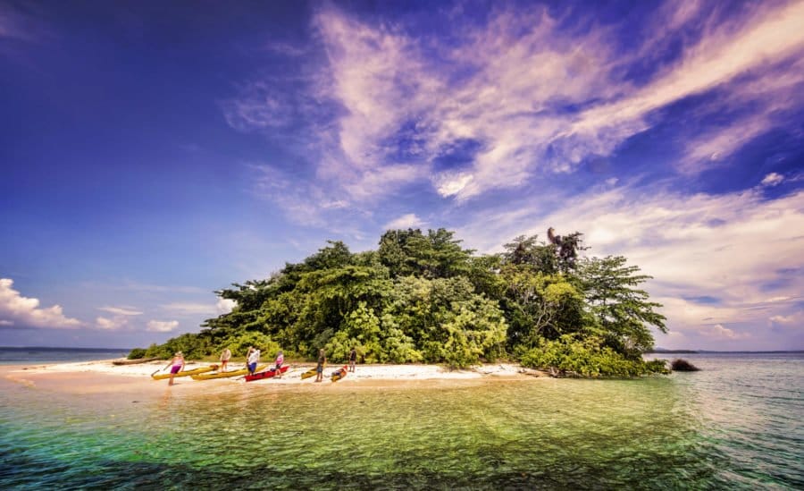 The perfect island with world class snorkelling nearby