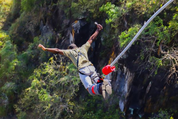 A man bungee jumps off Victoria Falls bridge